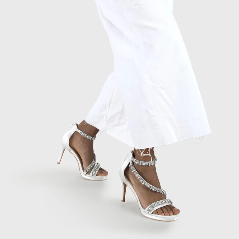 Buffalo Anna 4 Buffalo Anna – Bild 2