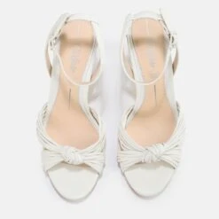 Buffalo Leona 11 Buffalo Leona -Buffalo Verkäufe 2029582 P3