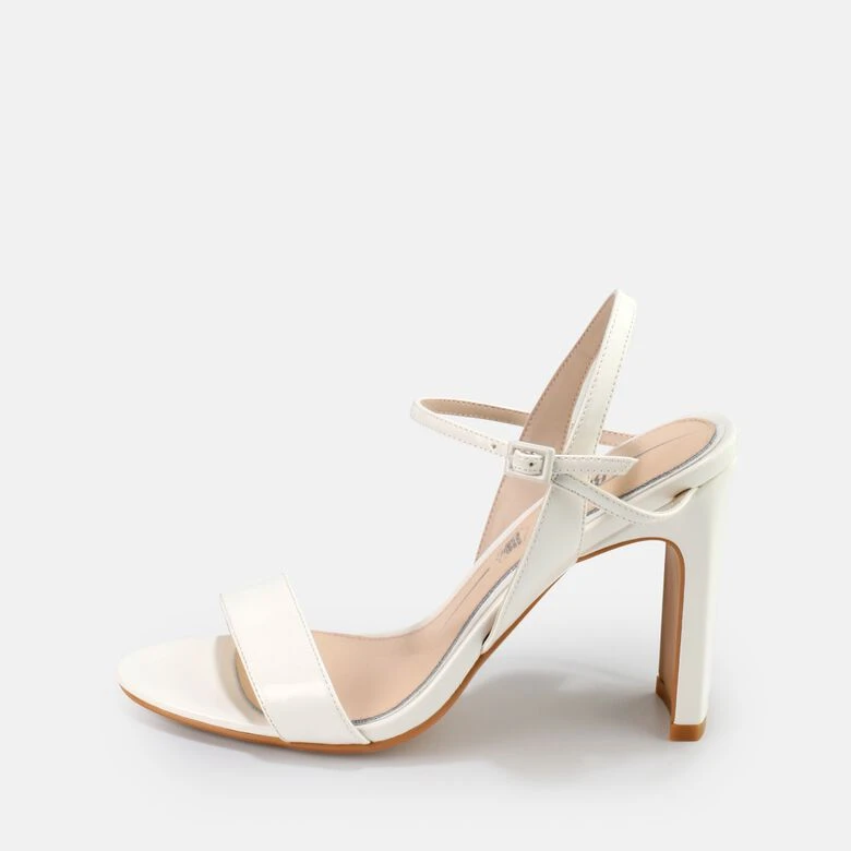 Buffalo Carla 3 Buffalo Carla