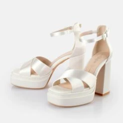 Buffalo Bonny Cross -Buffalo Verkäufe 2177075 P4