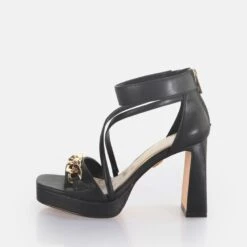 Buffalo Cherry Chain